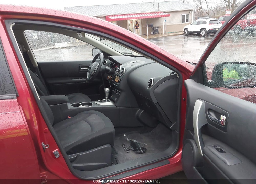2013 NISSAN ROGUE S VIN: JN8AS5MV9DW663804