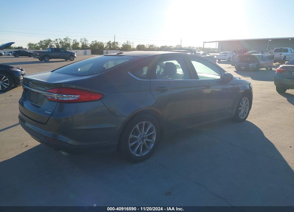 2017 FORD FUSION SE VIN: 3FA6P0HDXHR320571