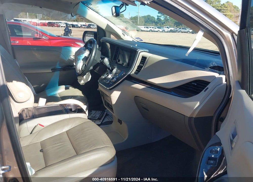 2016 TOYOTA SIENNA XLE PREMIUM 8 PASSENGER VIN: 5TDYK3DC7GS725864