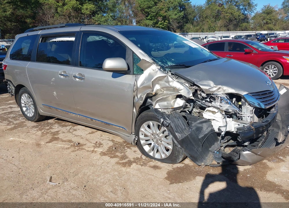 2016 TOYOTA SIENNA XLE PREMIUM 8 PASSENGER VIN: 5TDYK3DC7GS725864