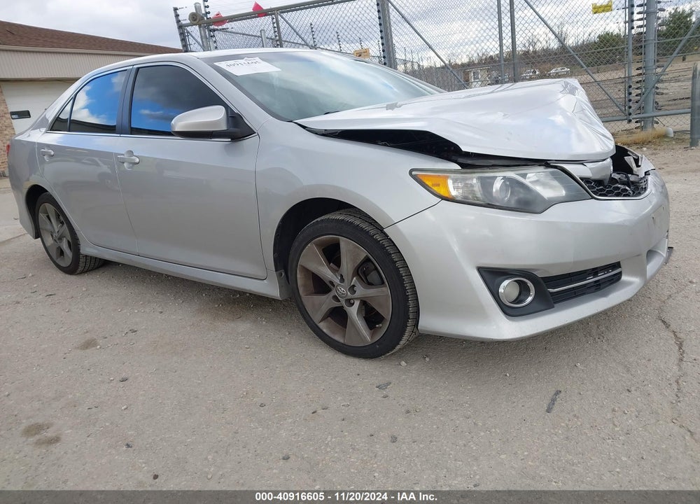2014 TOYOTA CAMRY SE SPORT VIN: 4T1BF1FK4EU730981