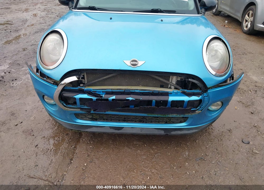 2015 MINI HARDTOP COOPER VIN: WMWXS5C53FT837021