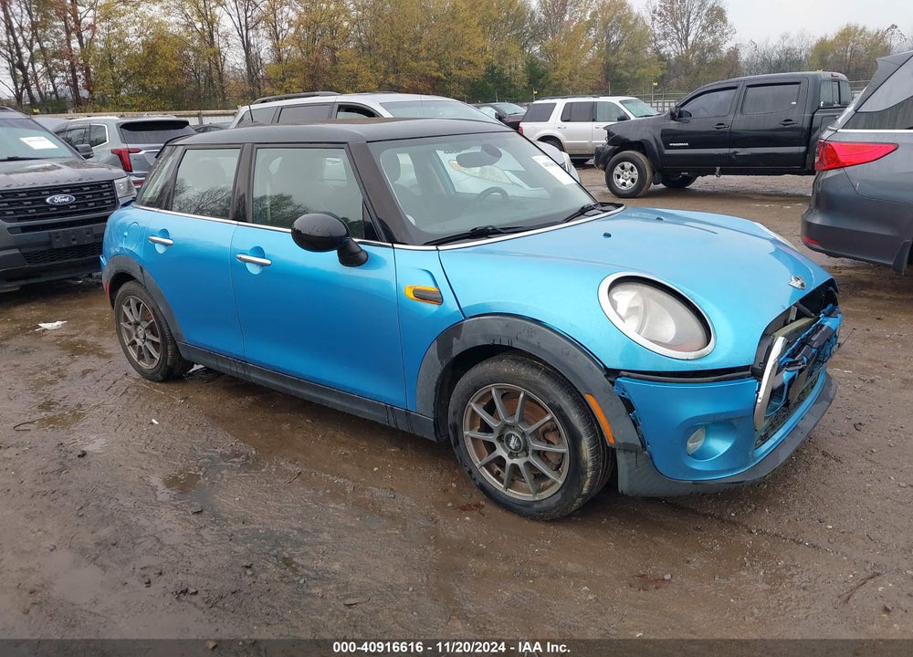 2015 MINI HARDTOP COOPER VIN: WMWXS5C53FT837021
