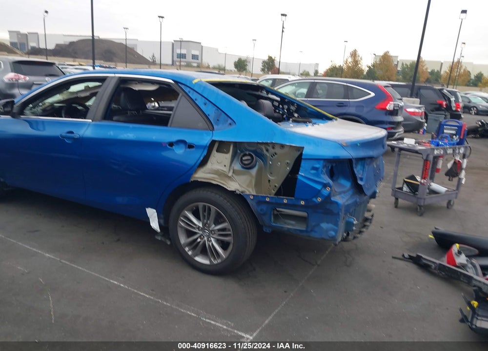 2017 TOYOTA CAMRY SE VIN: 4T1BF1FK1HU743398