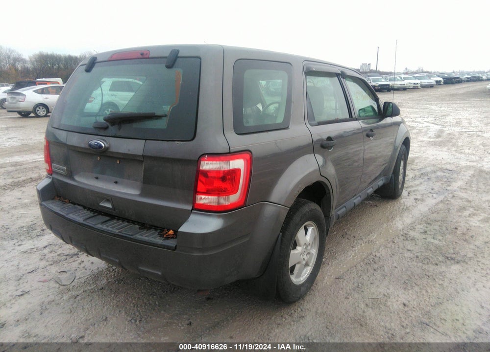 2012 FORD ESCAPE XLS VIN: 1FMCU9C70CKA21143