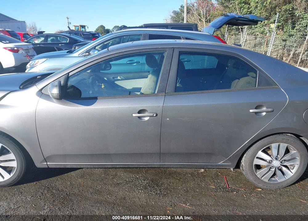 2013 KIA FORTE EX VIN: KNAFU4A26D5658210