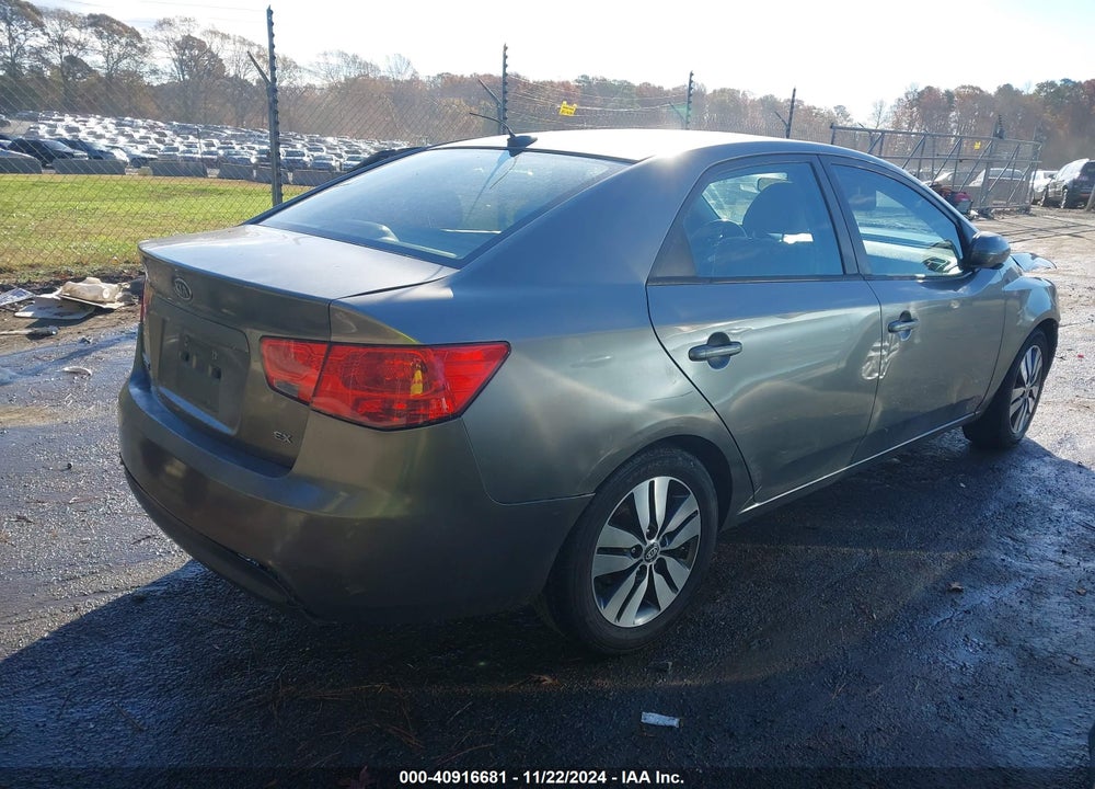 2013 KIA FORTE EX VIN: KNAFU4A26D5658210