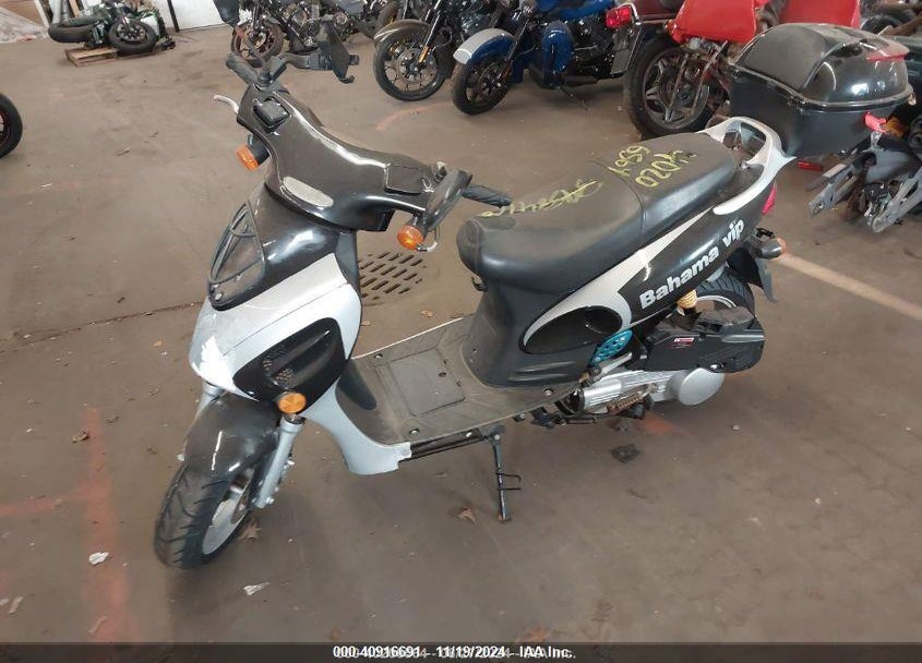 2022 YONGFU YN50QT VIN: LL0TCKPX6NYS01158