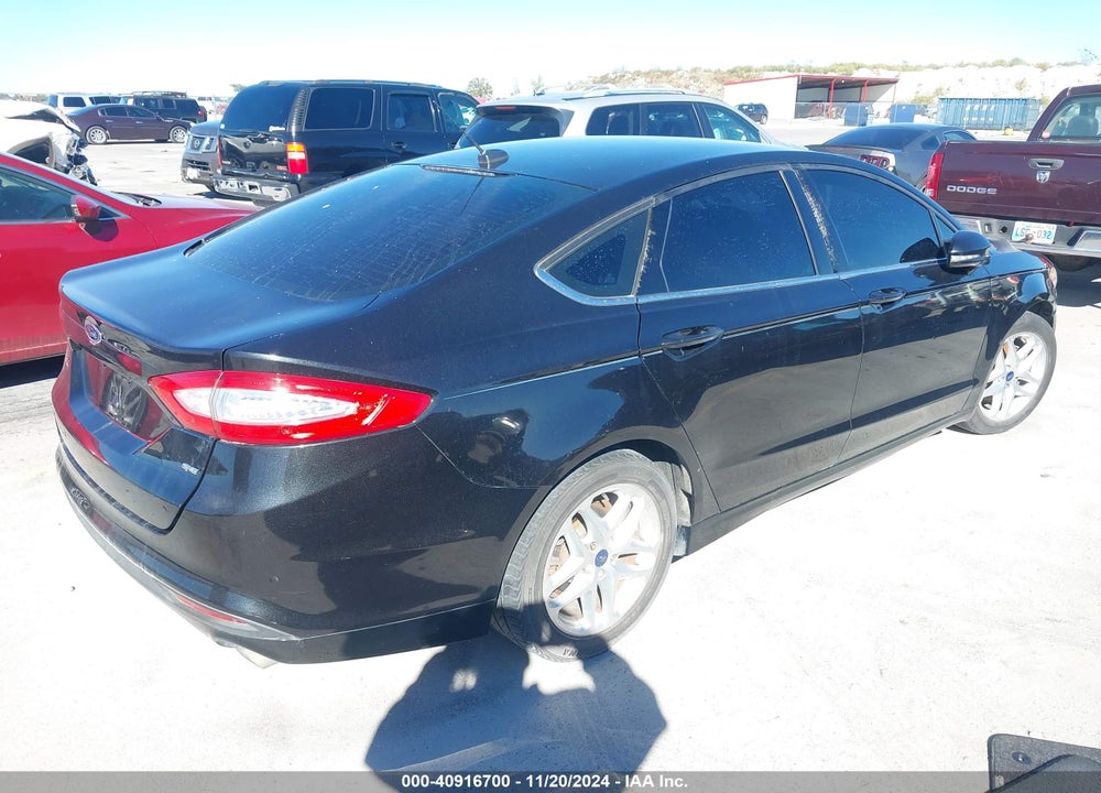 2013 FORD FUSION SE VIN: 3FA6P0H75DR292800