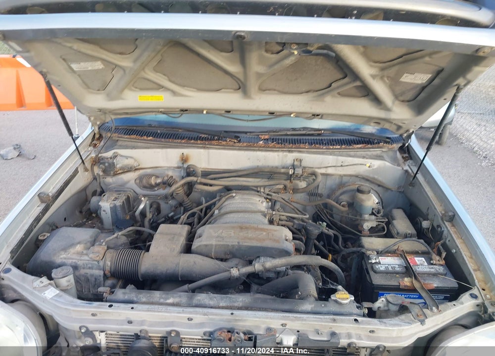 2001 TOYOTA SEQUOIA SR5 V8 VIN: 5TDBT44A21S041898