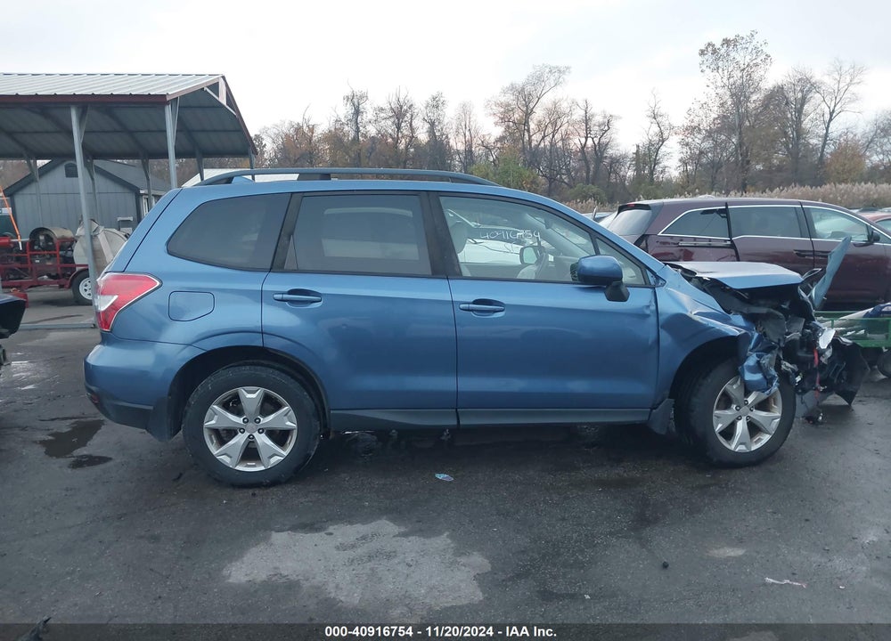 2016 SUBARU FORESTER 2.5I PREMIUM VIN: JF2SJAFCXGH555189