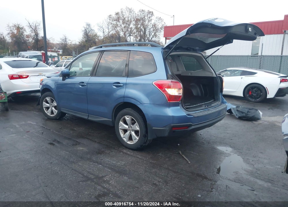 2016 SUBARU FORESTER 2.5I PREMIUM VIN: JF2SJAFCXGH555189