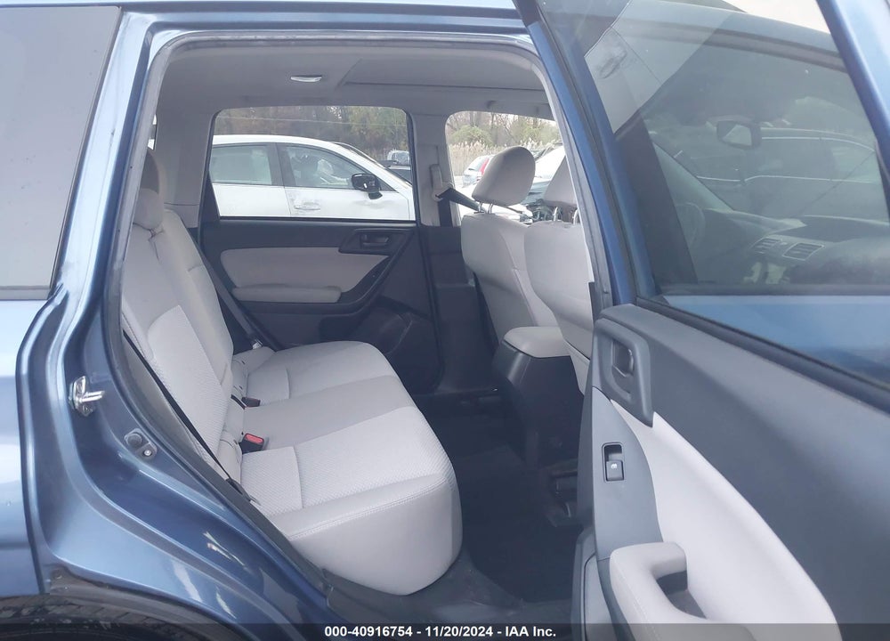 2016 SUBARU FORESTER 2.5I PREMIUM VIN: JF2SJAFCXGH555189