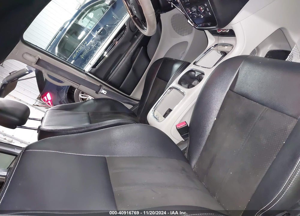 2019 DODGE GRAND CARAVAN SXT VIN: 2C4RDGCG7KR529791