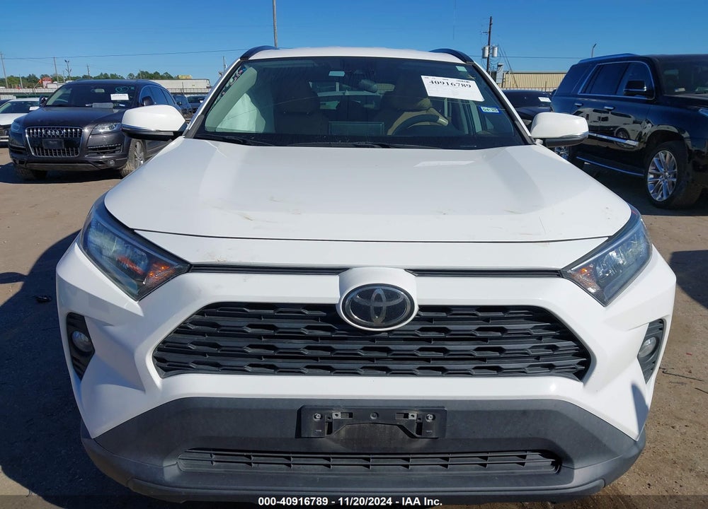 2021 TOYOTA RAV4 XLE VIN: 2T3W1RFV1MC130533