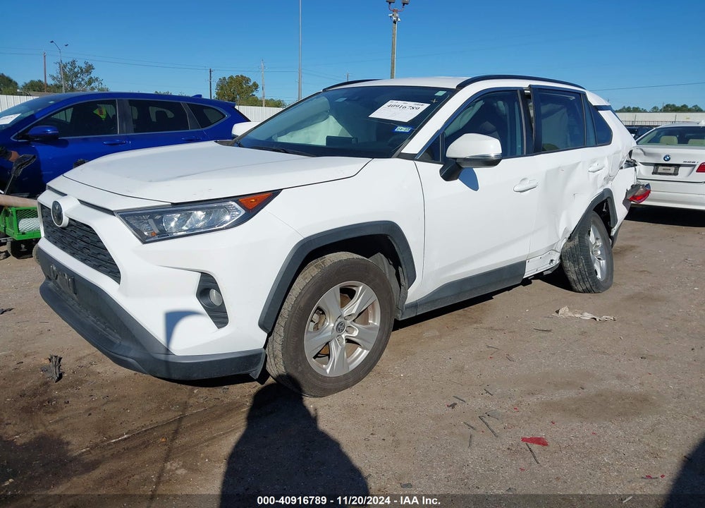 2021 TOYOTA RAV4 XLE VIN: 2T3W1RFV1MC130533