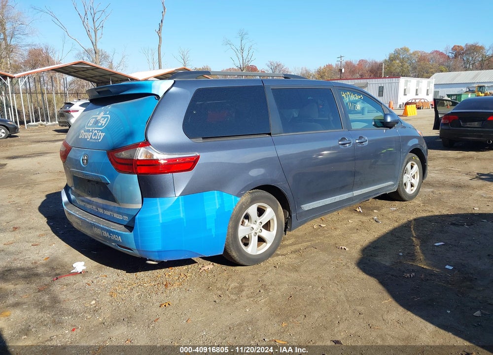 2017 TOYOTA SIENNA LE 8 PASSENGER VIN: 5TDKZ3DC3HS785711