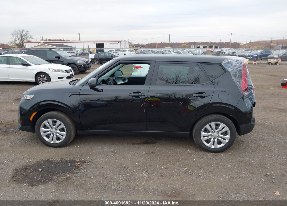 2021 KIA SOUL LX VIN: KNDJ23AU7M7785020