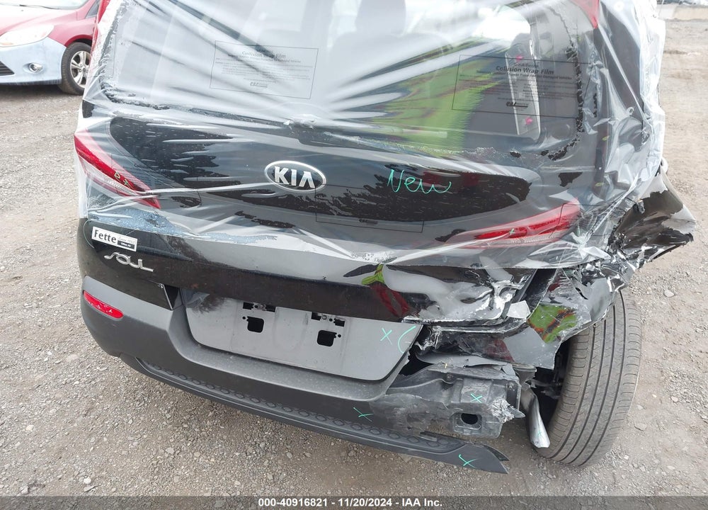 2021 KIA SOUL LX VIN: KNDJ23AU7M7785020