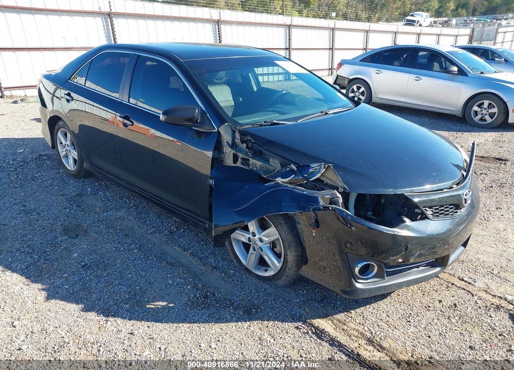 2013 TOYOTA CAMRY SE VIN: 4T1BF1FK0DU244537