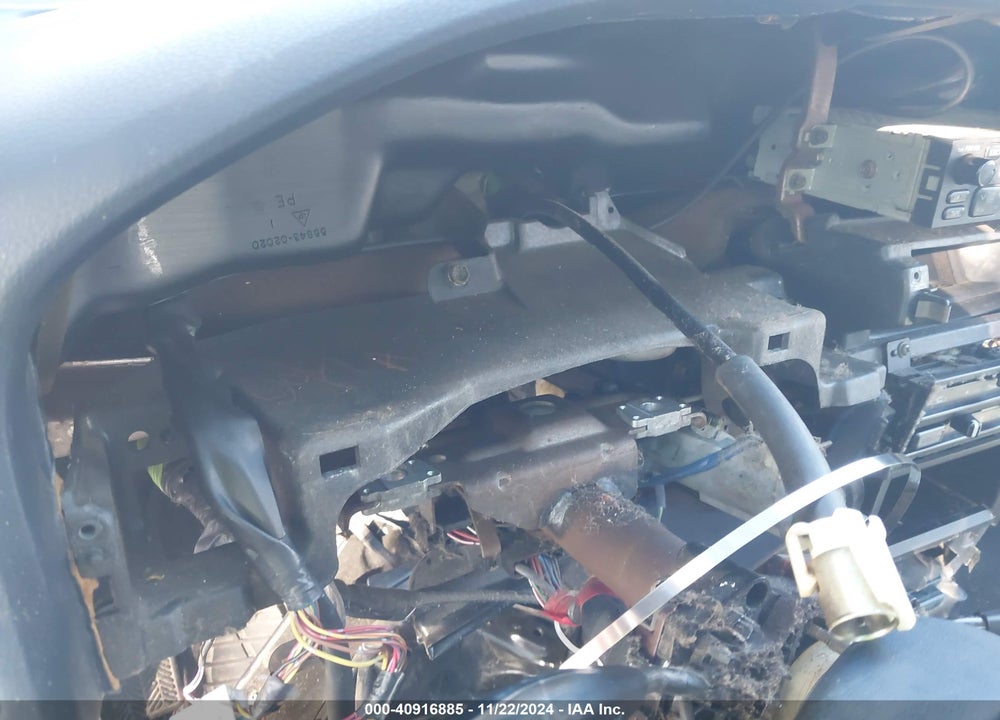 1992 TOYOTA COROLLA DLX VIN: 2T1AE94AXNC135870