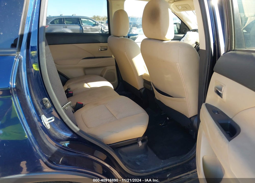 2018 MITSUBISHI OUTLANDER SE VIN: JA4AD3A33JZ064432