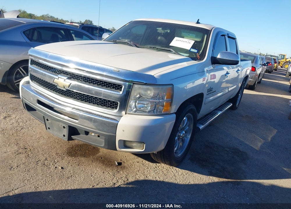 2011 CHEVROLET SILVERADO 1500 LT VIN: 3GCPCSE00BG328592