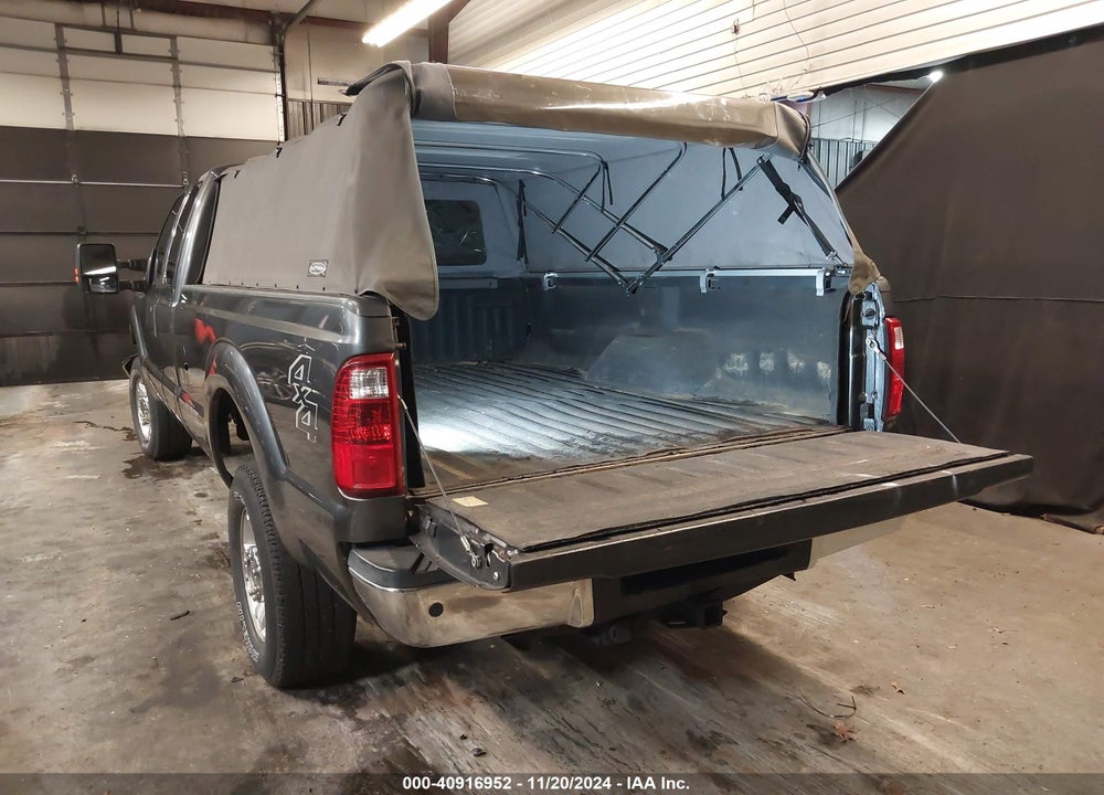 2015 FORD F-250 XLT VIN: 1FT7X2B69FED48477