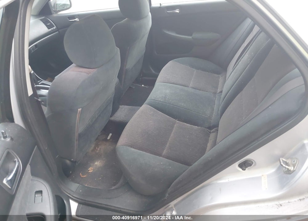 2003 HONDA ACCORD 2.4 LX VIN: 1HGCM56353A073364