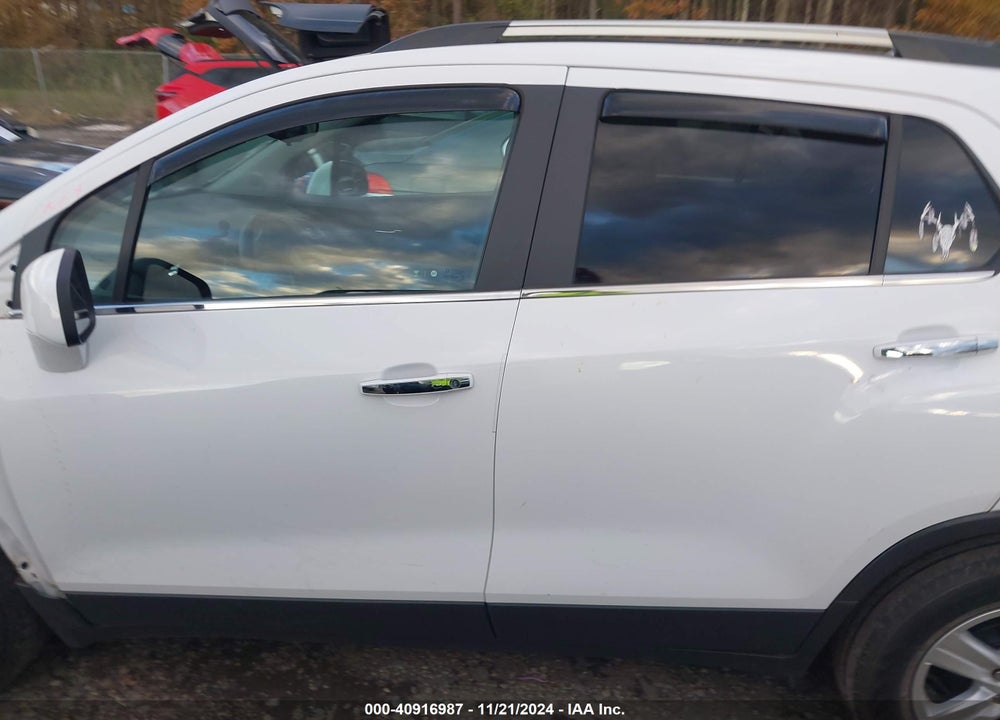 2020 CHEVROLET TRAX FWD LT VIN: 3GNCJLSB7LL245788