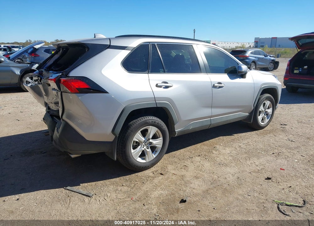 2021 TOYOTA RAV4 XLE VIN: 2T3W1RFVXMC155947