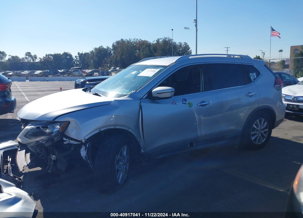 2017 NISSAN ROGUE SV VIN: KNMAT2MTXHP616657