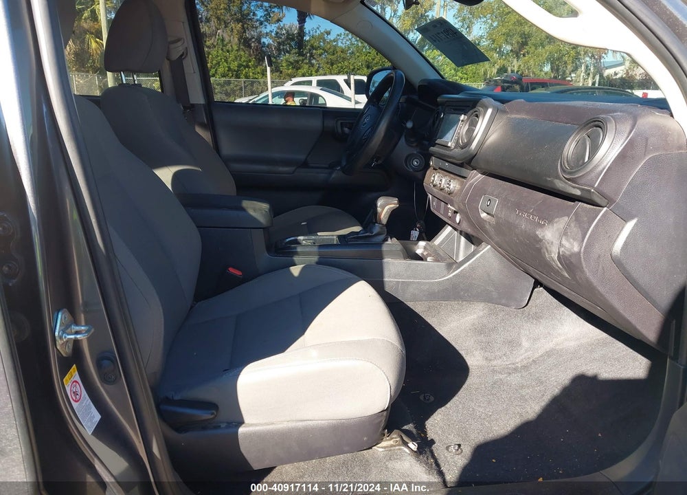 2019 TOYOTA TACOMA SR VIN: 5TFAX5GN2KX152712