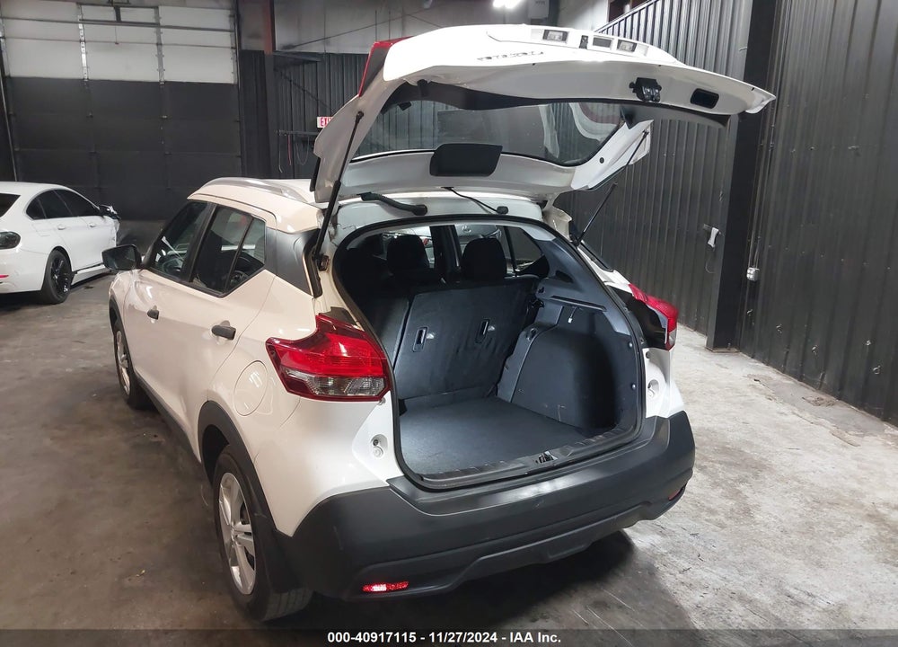 2019 NISSAN KICKS S VIN: 3N1CP5CU4KL535233