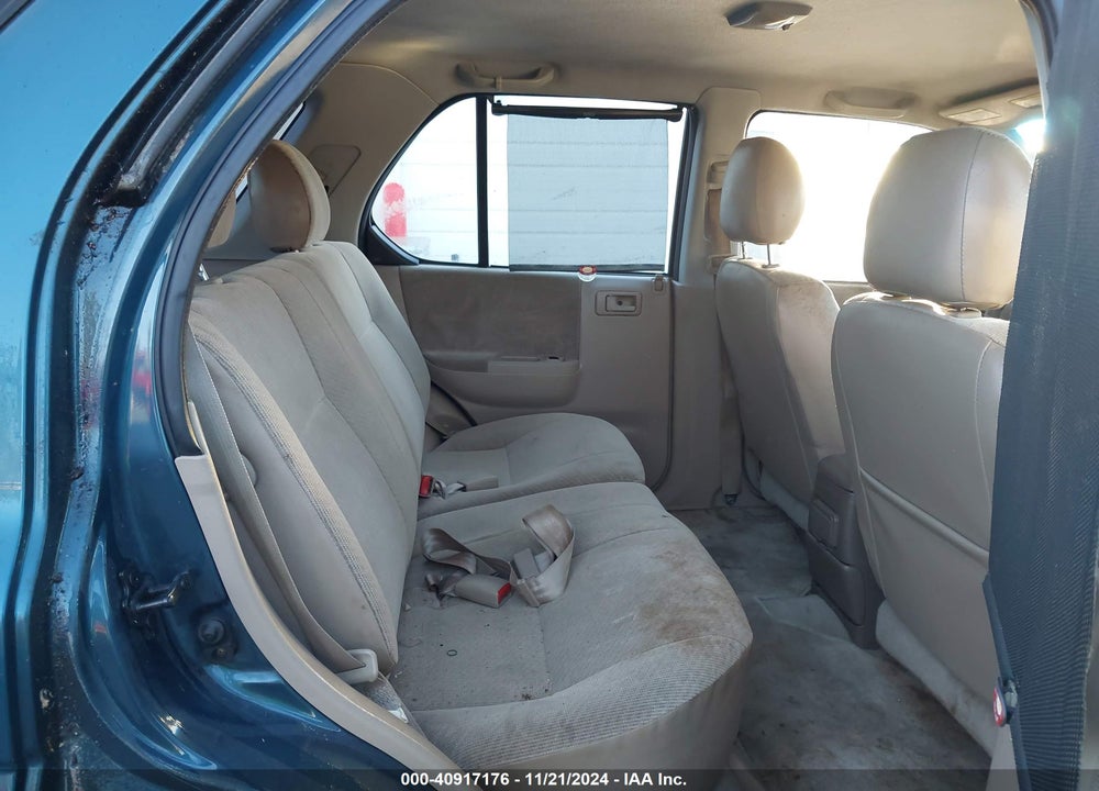 2000 HONDA PASSPORT EX/LX VIN: 4S6CK58W6Y4419460