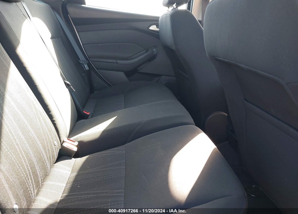 2017 FORD FOCUS VIN: 1FADP3K28HL338520