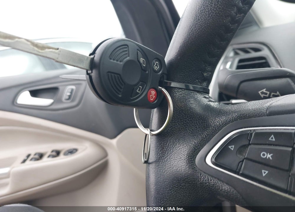 2018 FORD ESCAPE SEL VIN: 1FMCU0HD7JUA83490