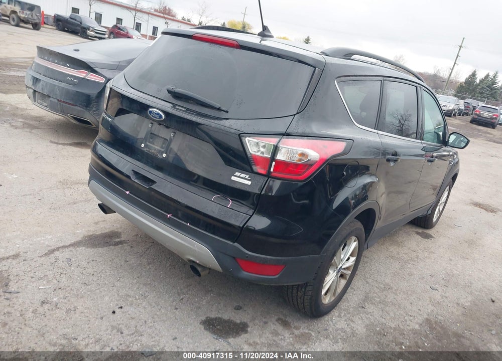 2018 FORD ESCAPE SEL VIN: 1FMCU0HD7JUA83490