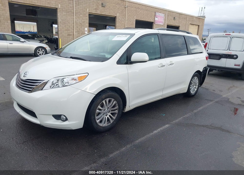 2017 TOYOTA SIENNA XLE LIMITED VIN: 5TDYZ3DC2HS793423