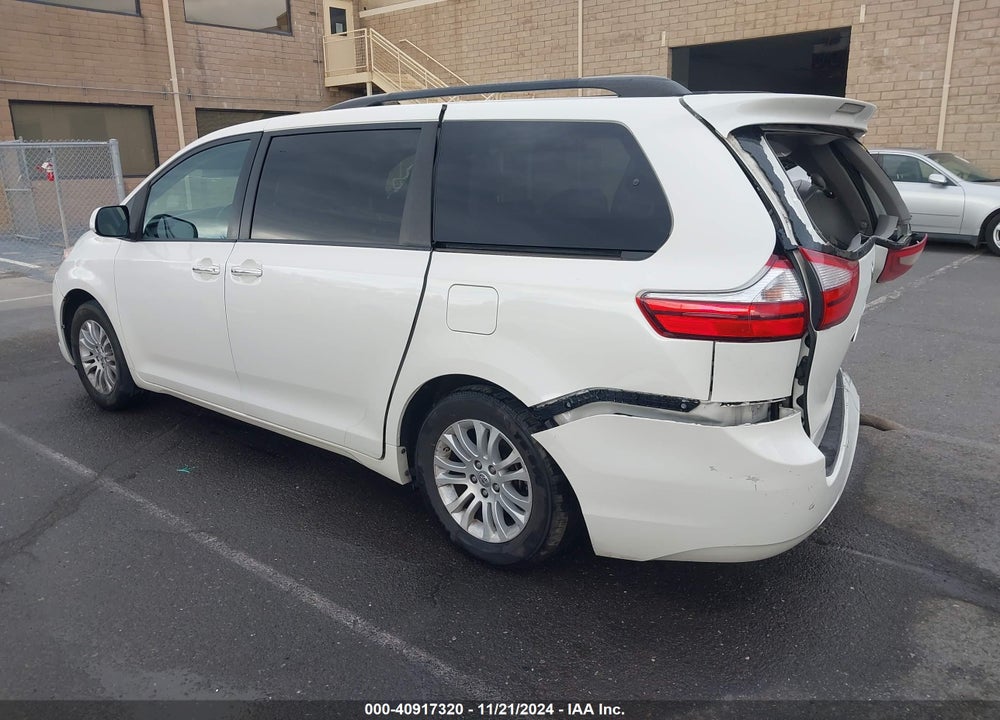 2017 TOYOTA SIENNA XLE LIMITED VIN: 5TDYZ3DC2HS793423