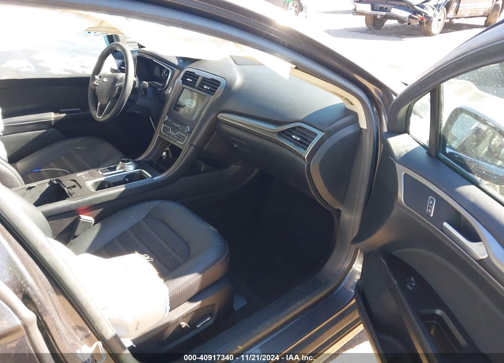 2017 FORD FUSION SE VIN: 3FA6P0HD4HR206548