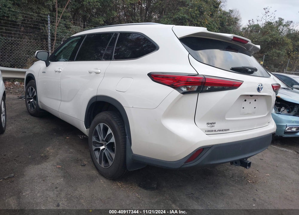 2021 TOYOTA HIGHLANDER HYBRID XLE VIN: 5TDGBRCH5MS528005