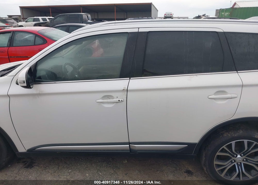 2018 MITSUBISHI OUTLANDER LE/SE/SEL VIN: JA4AD3A31JZ068236