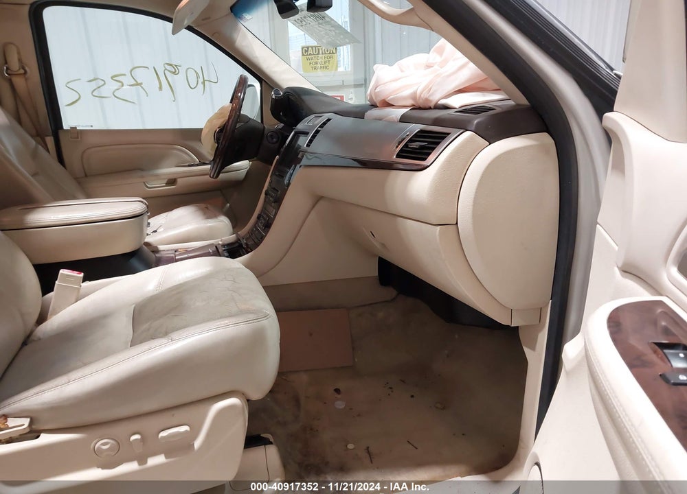 2007 CADILLAC ESCALADE STANDARD VIN: 1GYFK63887R295356