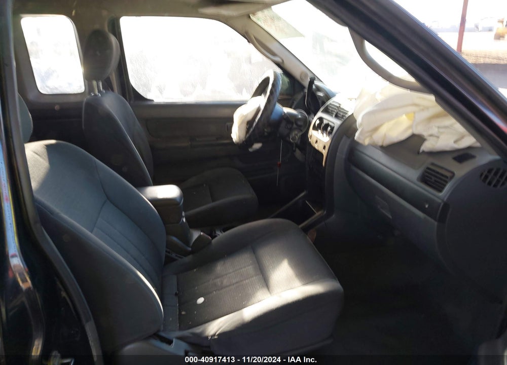 2002 NISSAN FRONTIER XE VIN: 1N6DD26S82C368452