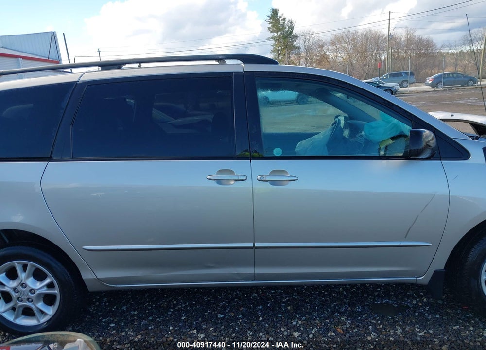 2004 TOYOTA SIENNA LE VIN: 5TDBA23C54S021372