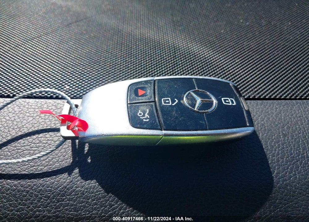 2017 MERCEDES-BENZ E 300 4MATIC VIN: WDDZF4KB4HA056031