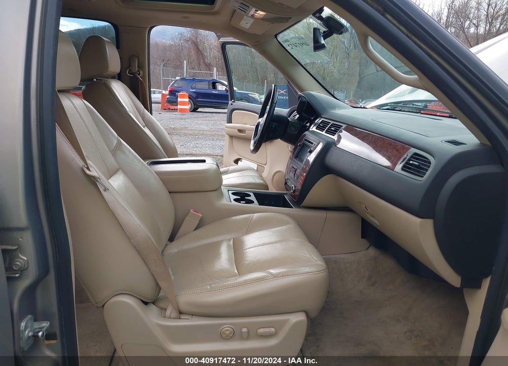 2007 CHEVROLET SUBURBAN 1500 LTZ VIN: 1GNFK16317J150822