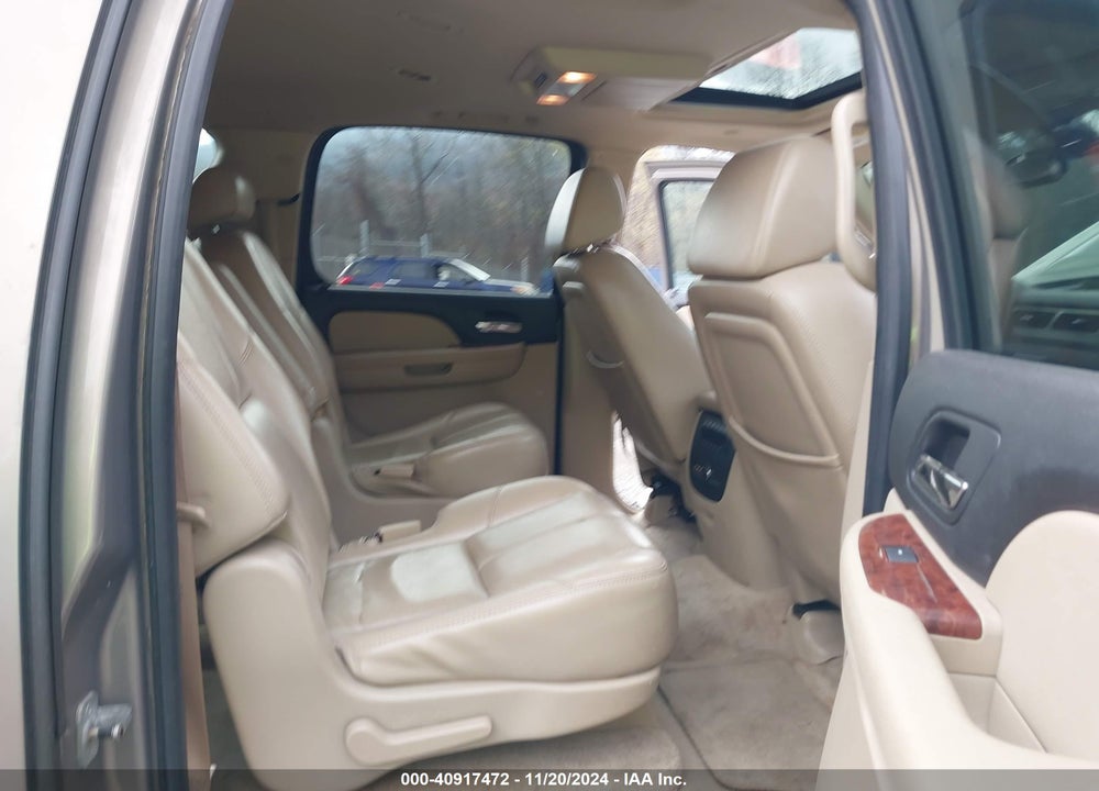 2007 CHEVROLET SUBURBAN 1500 LTZ VIN: 1GNFK16317J150822