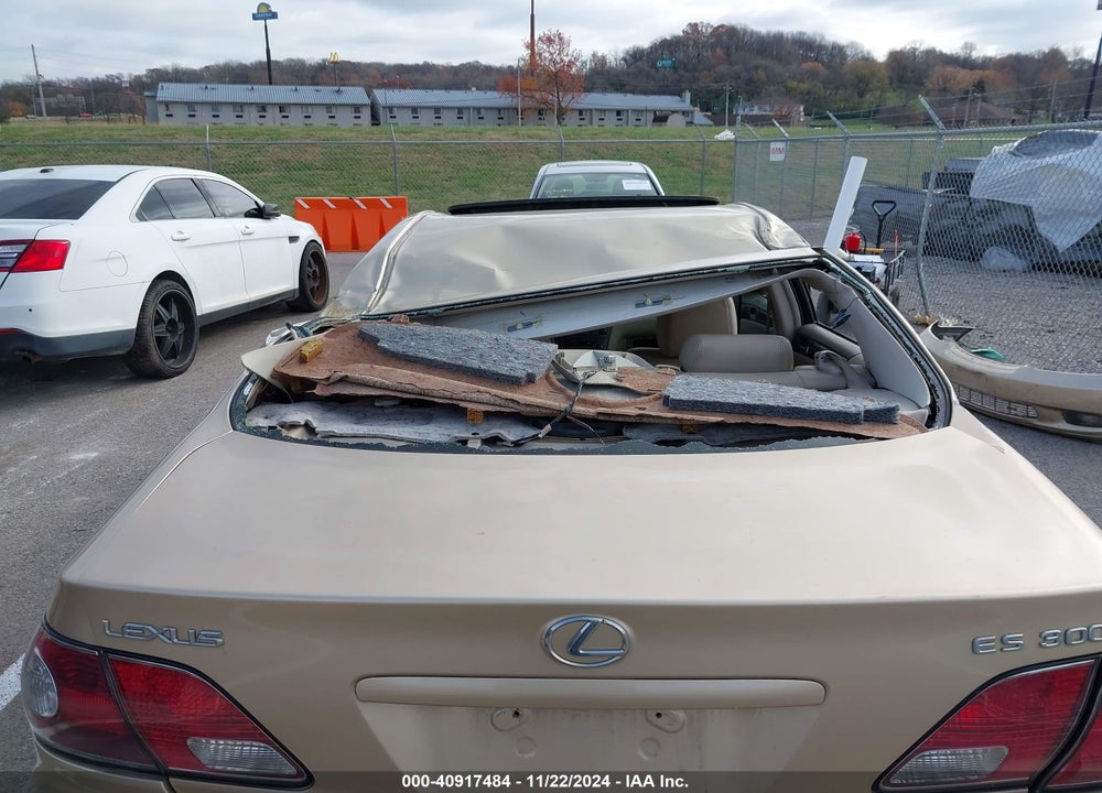 2002 LEXUS ES 300 VIN: JTHBF30G620066169